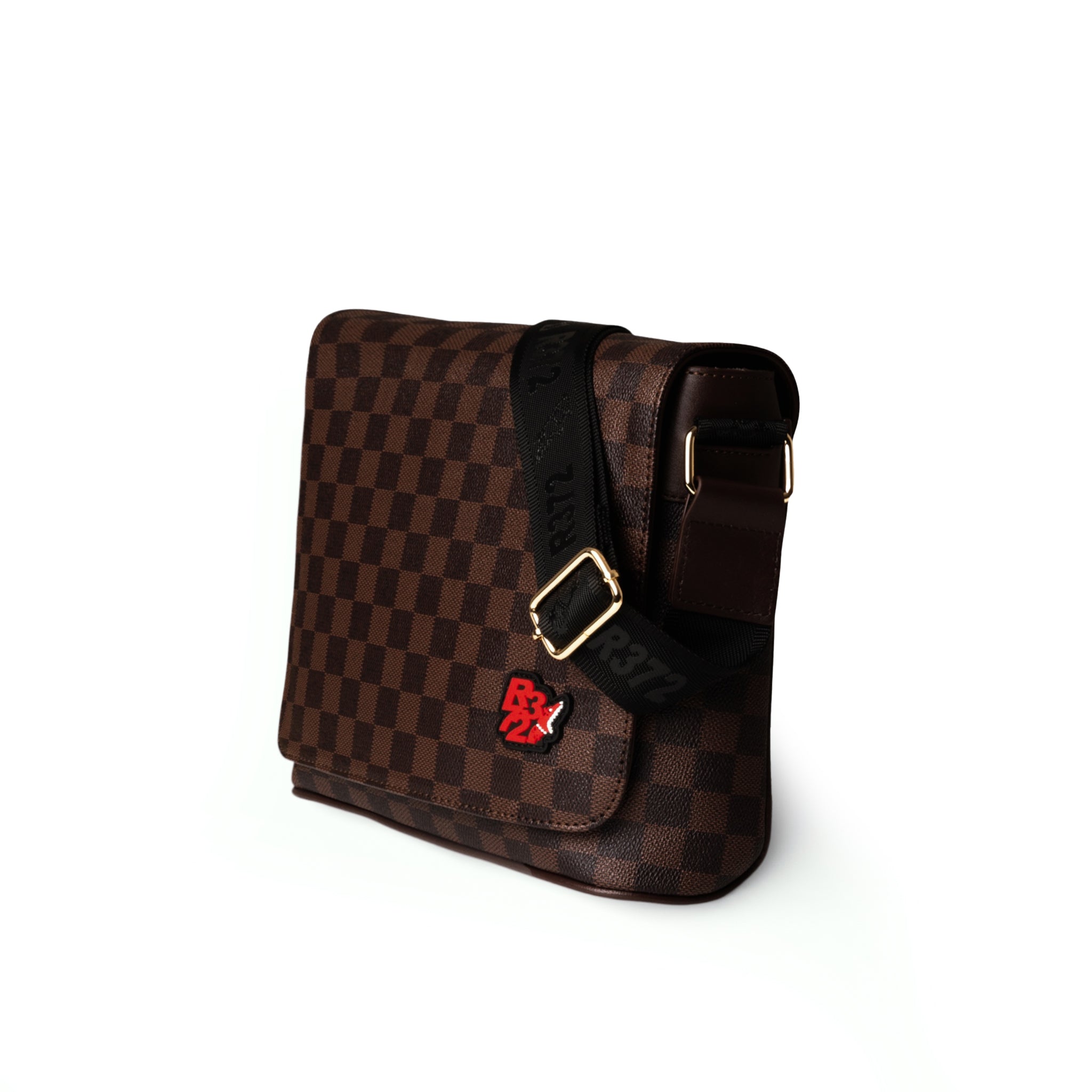 R372/M001 BROWN