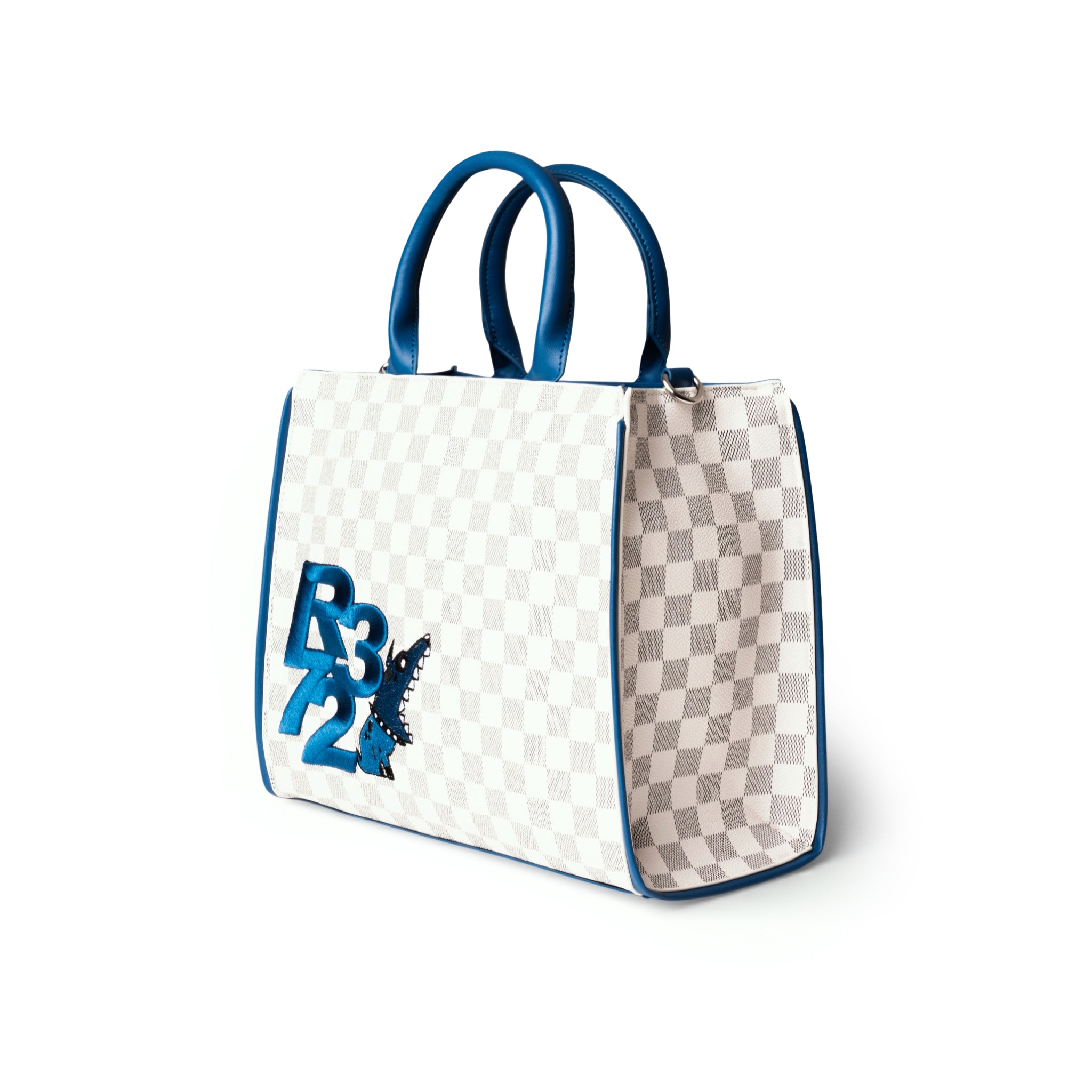 R372/B001 WHITE
