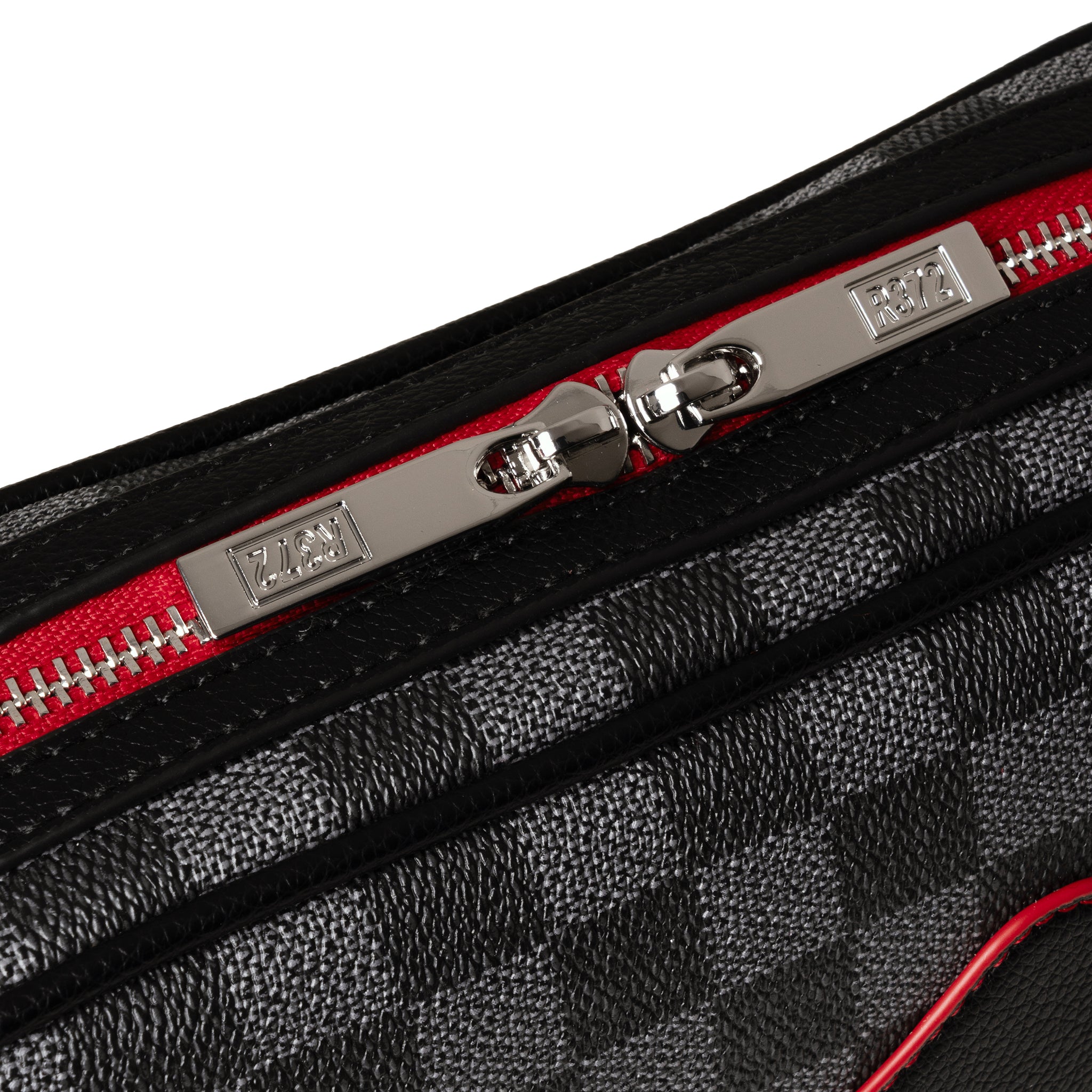 R372/W001 BLACK