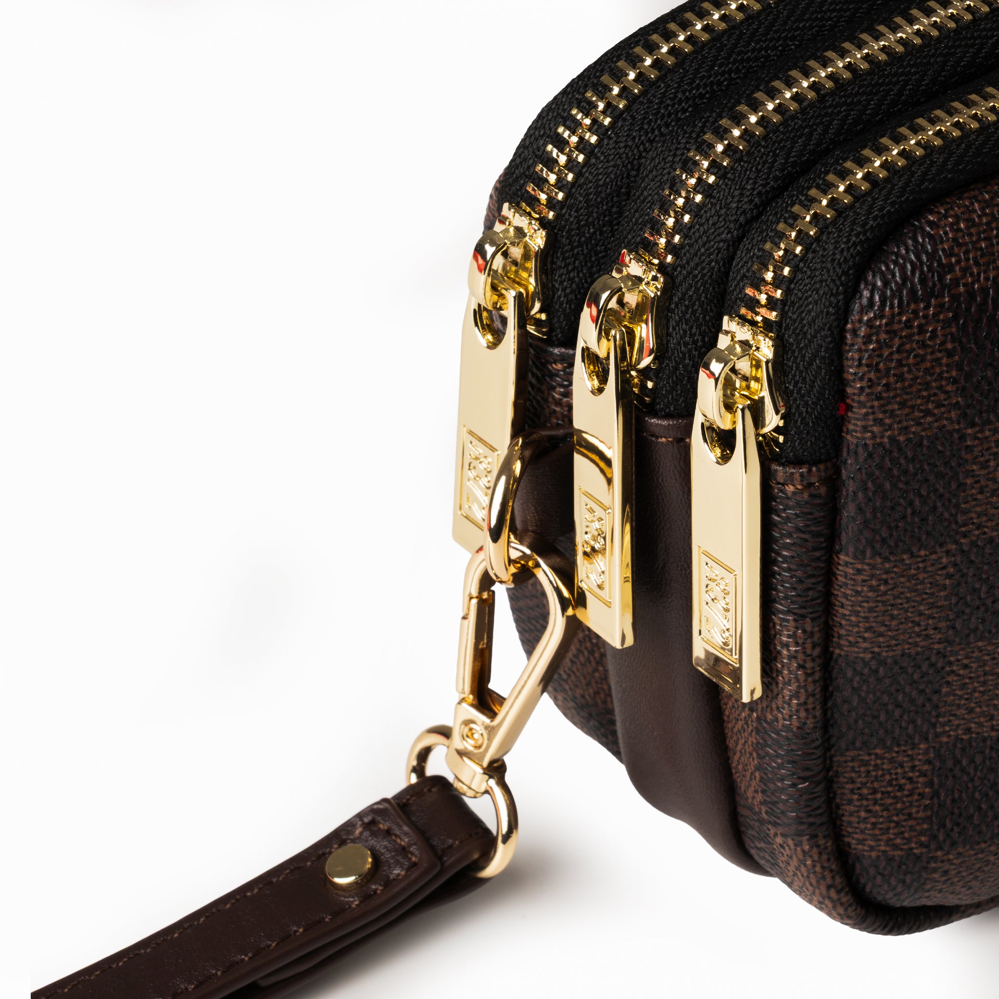 R372/P005 BROWN
