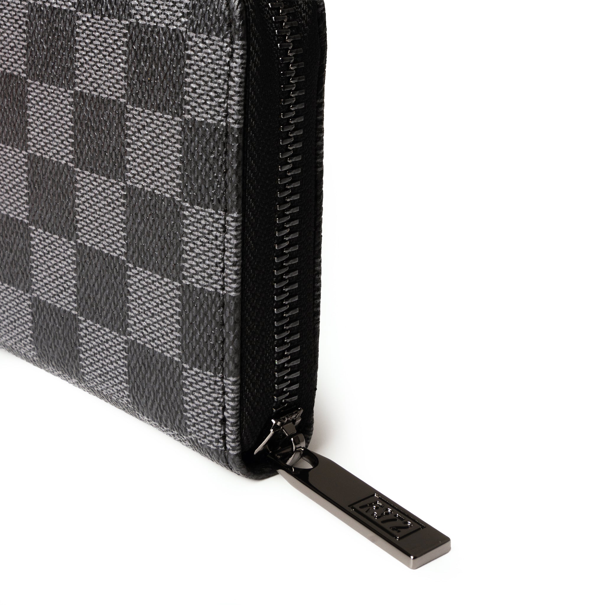 R372/W002 BLACK