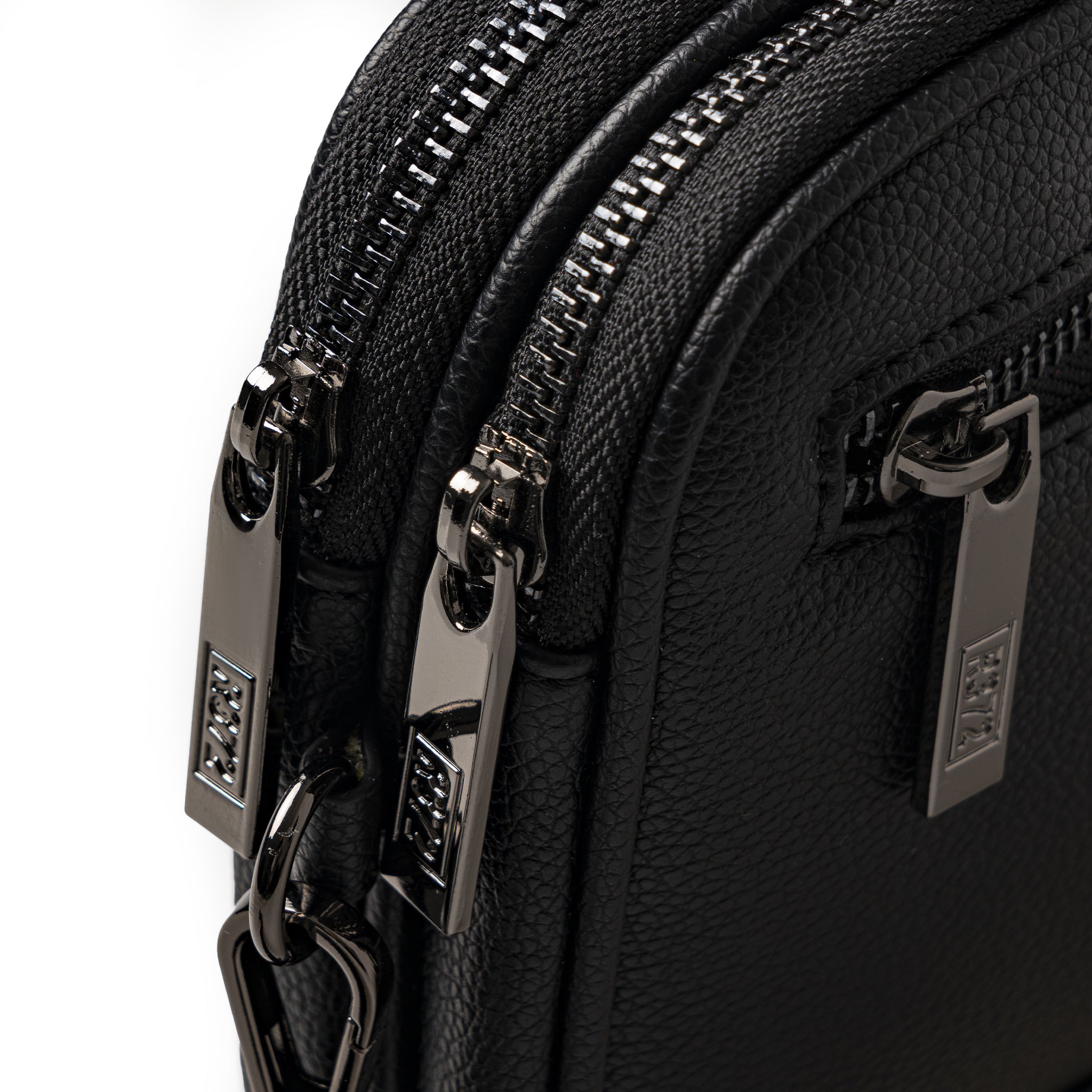 MINI POUCH R372 BLACK