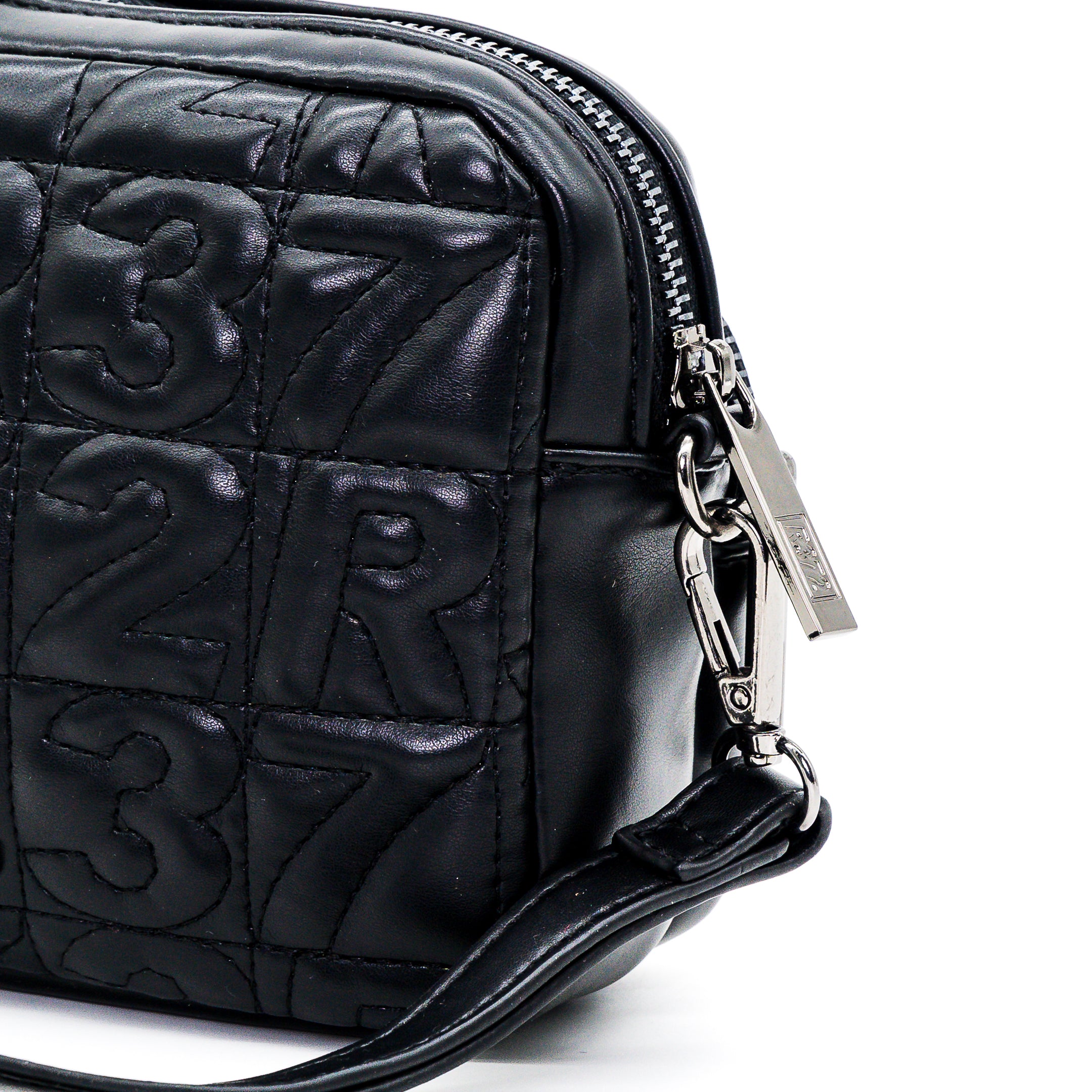 Pochette R372 LOGO MATELASSE'