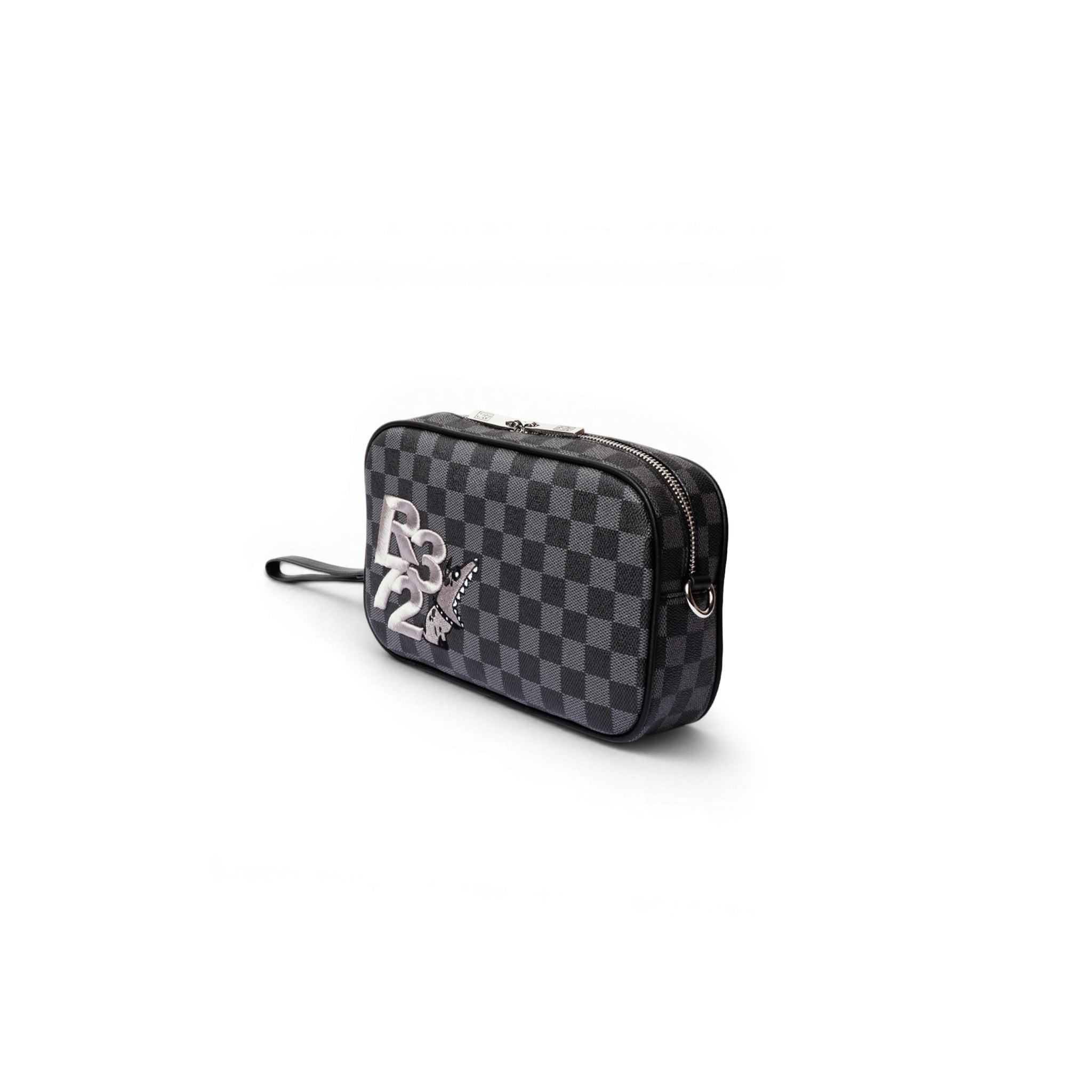 R372/P001 BLACK
