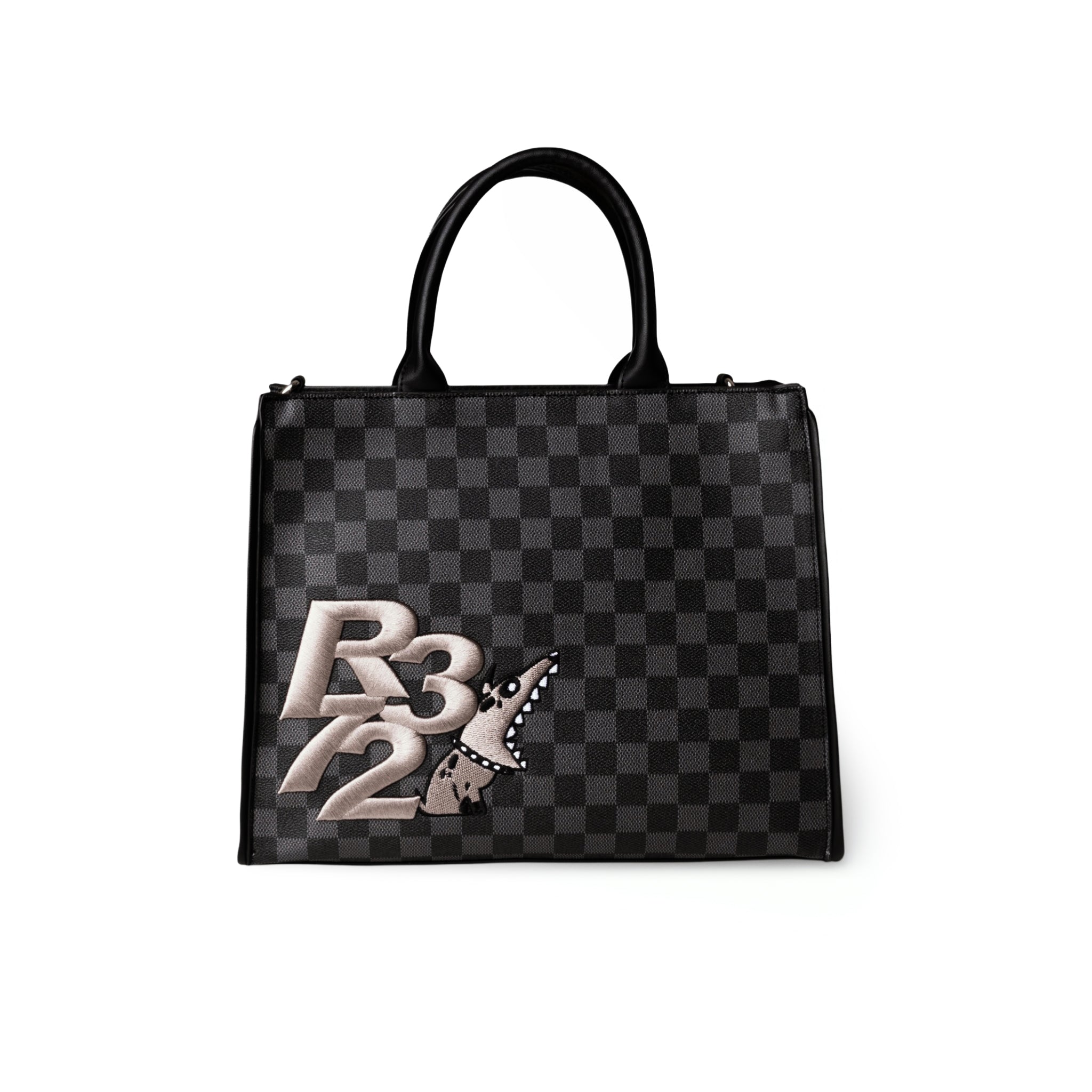 R372/B001 BLACK