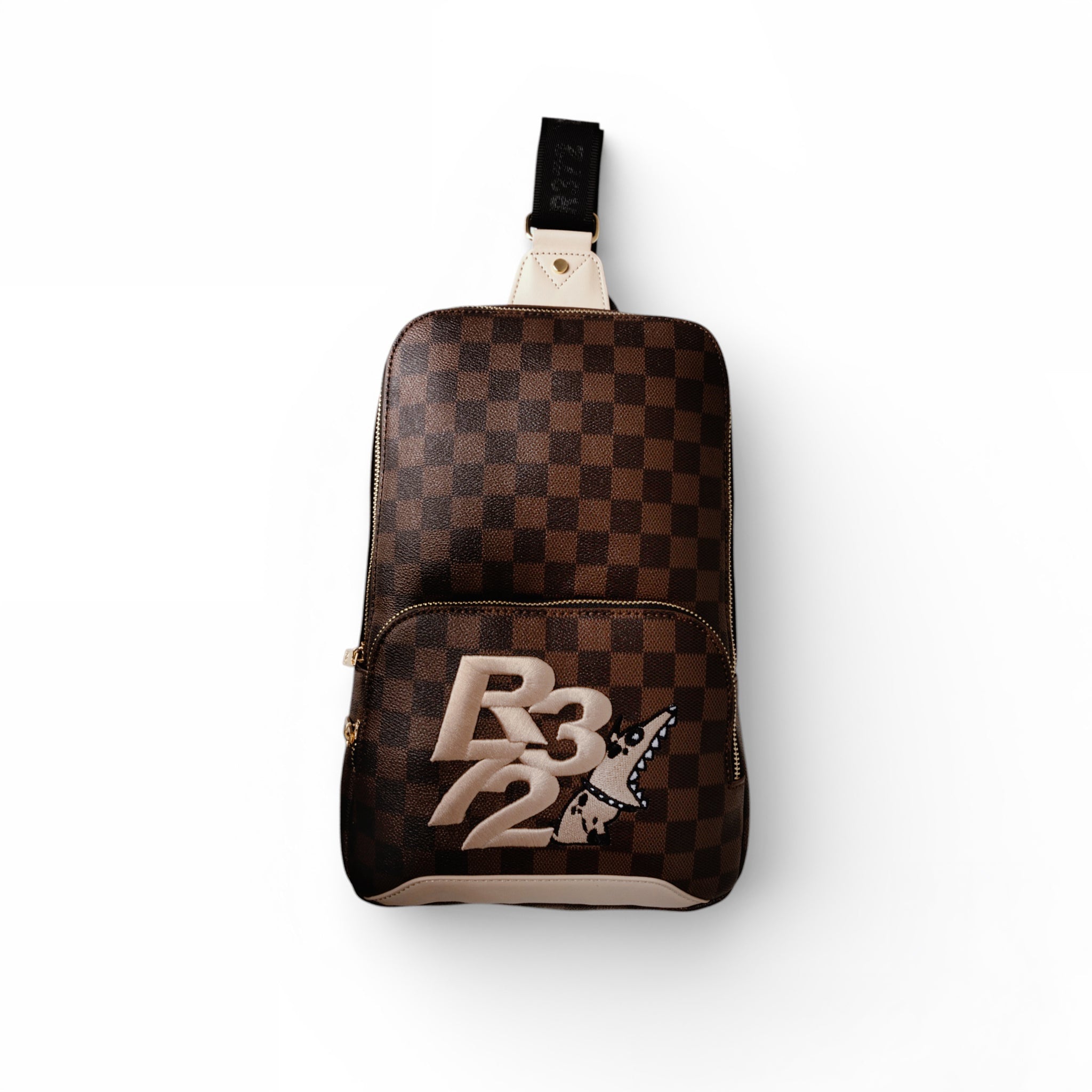 R372/S001 BROWN