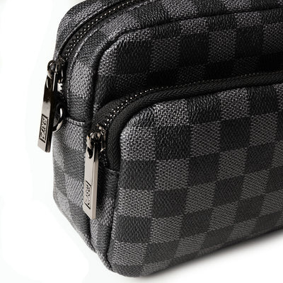 R372/P007 BLACK
